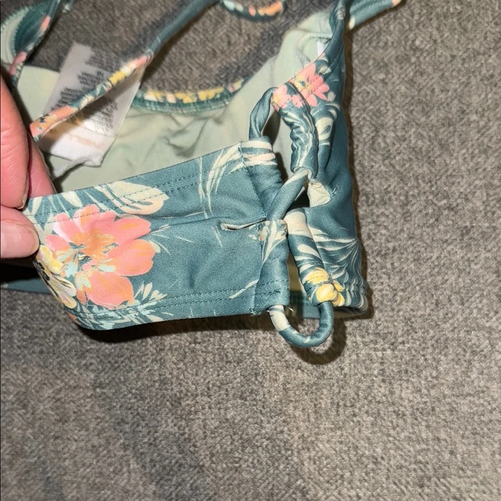 ONEILL Floral girls Bikini Set in Teal and Pink - Picture 9 of 9